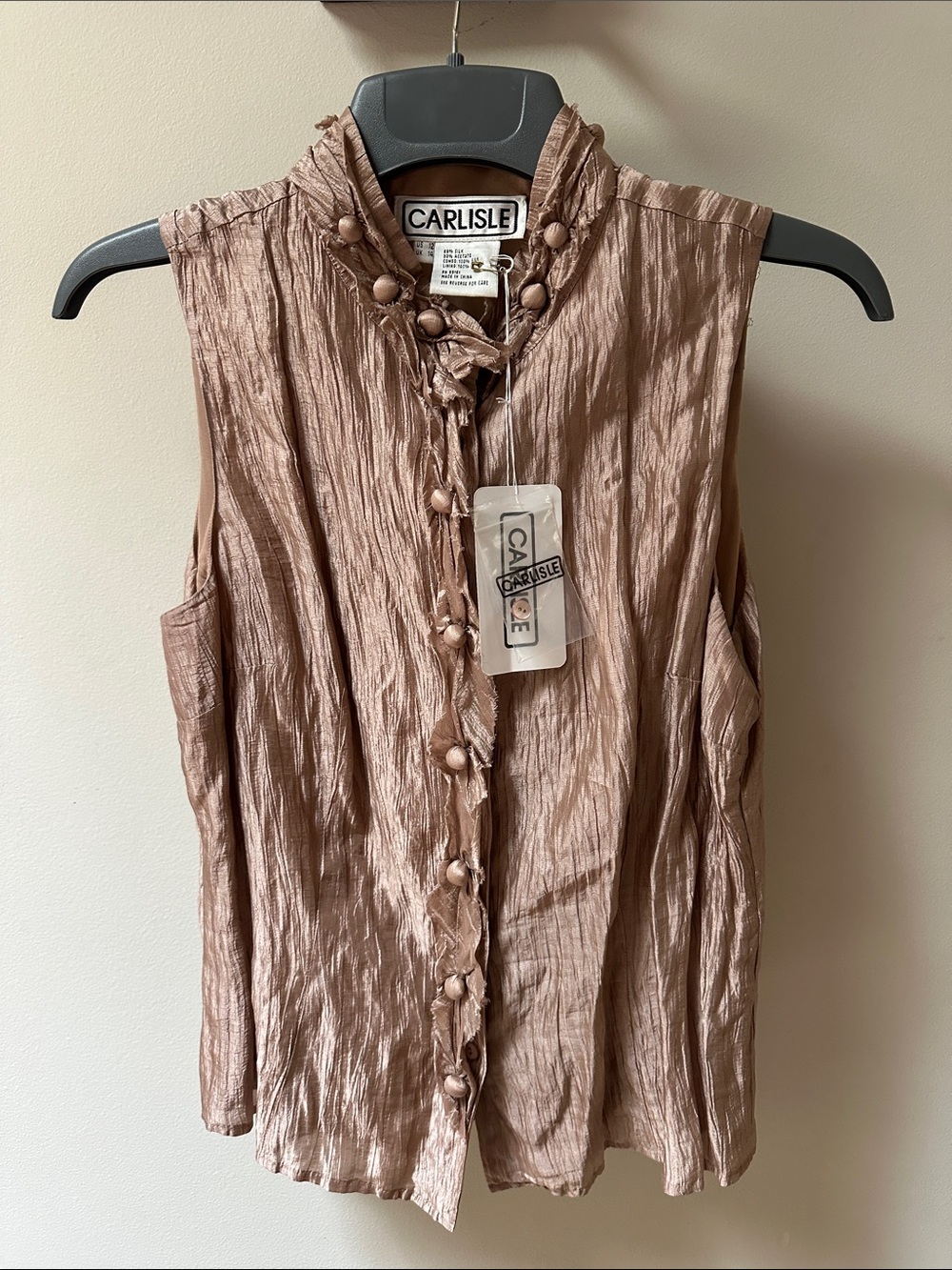 Carlisle Sleeveless Crinkled Button-Front Top